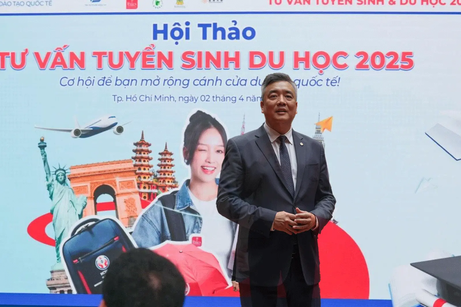 tham gia hội thảo tư vấn du học